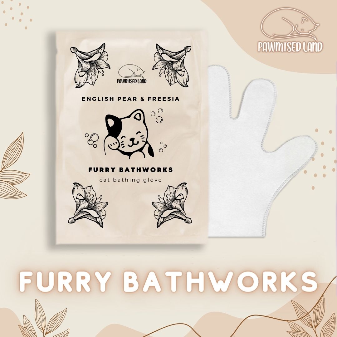 Furry BathWorks - Cat Bathing Glove